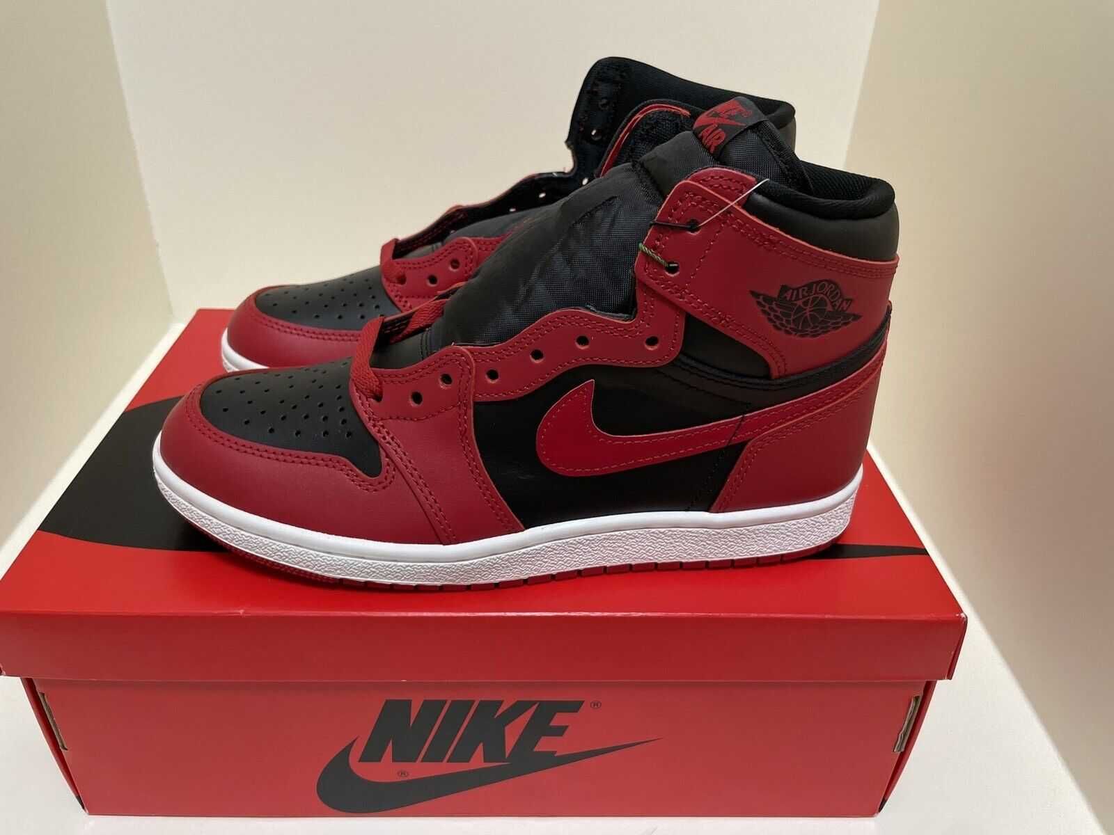 Jordan 1 Varsity Red l Full Box