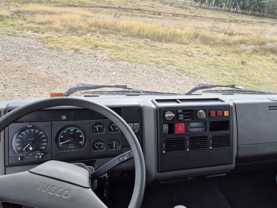 Iveco Eurocargo 13E180 ,Basculabil,Macara HIAB!!! Radiocomanda!!!