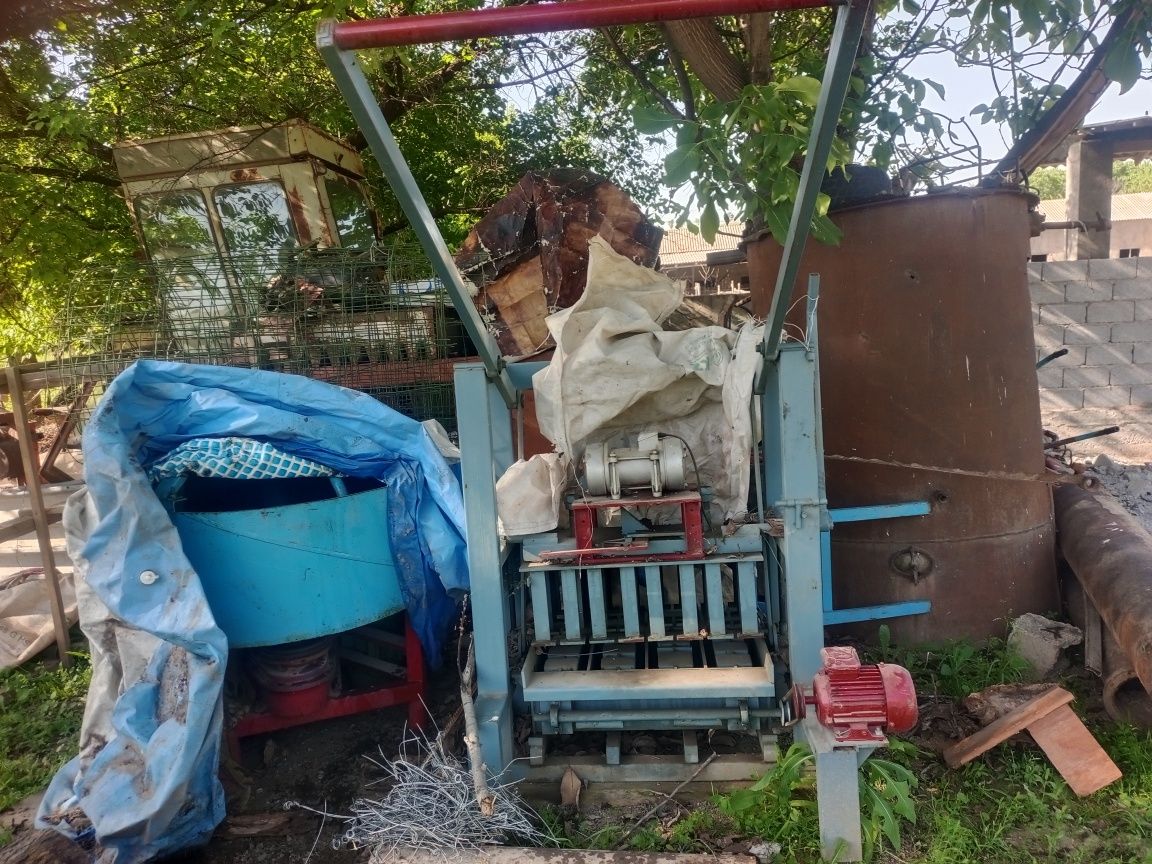 Шлакоблок Апарат продается комплект новый.