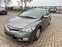 Inchirieri auto Rent a Car Honda Civic Hybrid cutie Automata si GPL