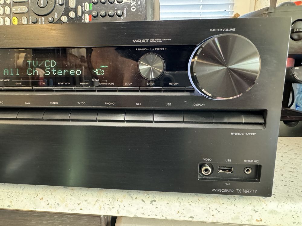 Onkyo TX-NR717 resiver