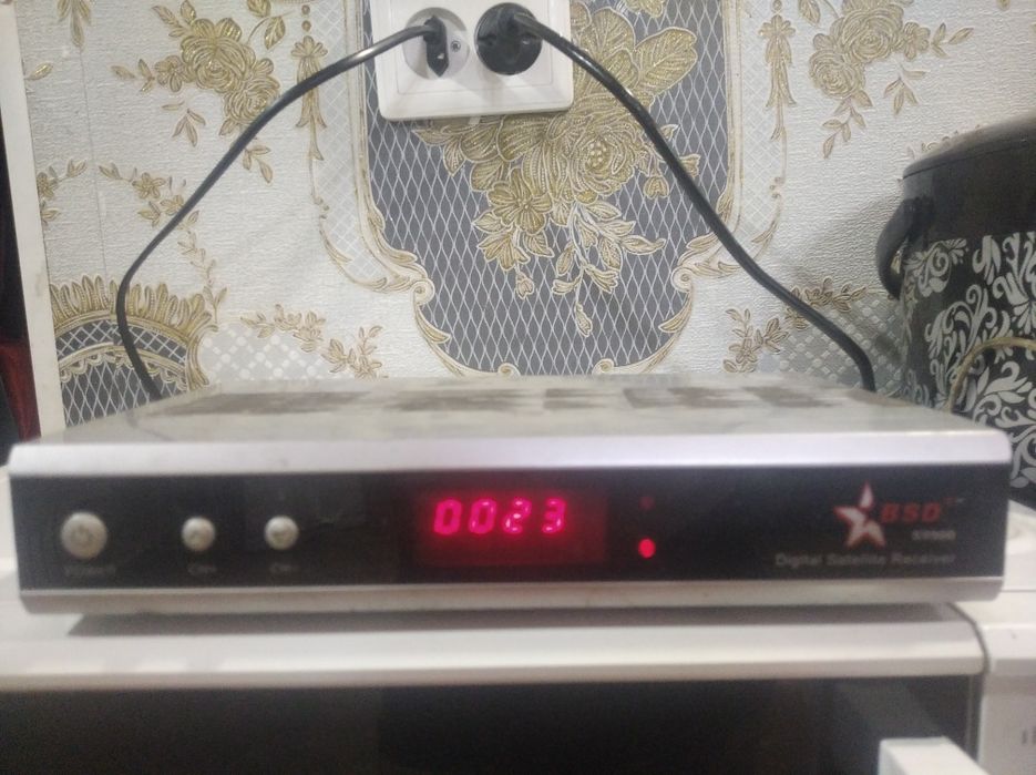 Цифровой спутниковый ресивер