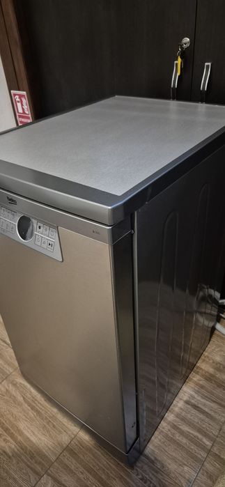Masina de spalat vase Beko
