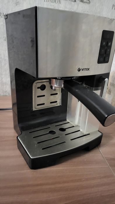 Кофемашина Vitek vt-1522