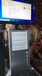 Vând unități pc complete cu monitor tastatura si mouse cu Windows 10