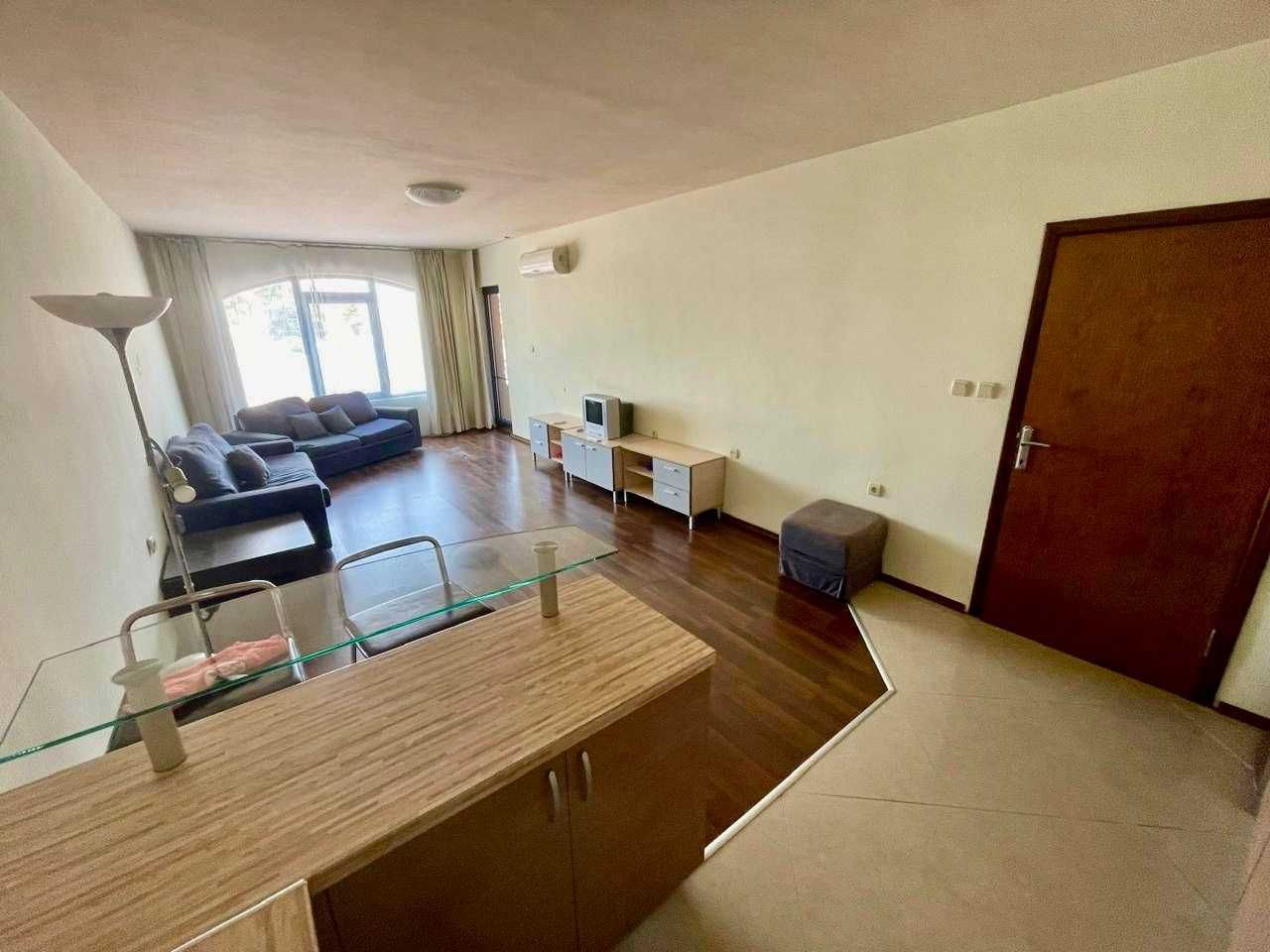 Продава се Двустаен апартамент в к.к. Слънчев бряг - 85 кв.м за 1118 €/кв.м - Снимка #2