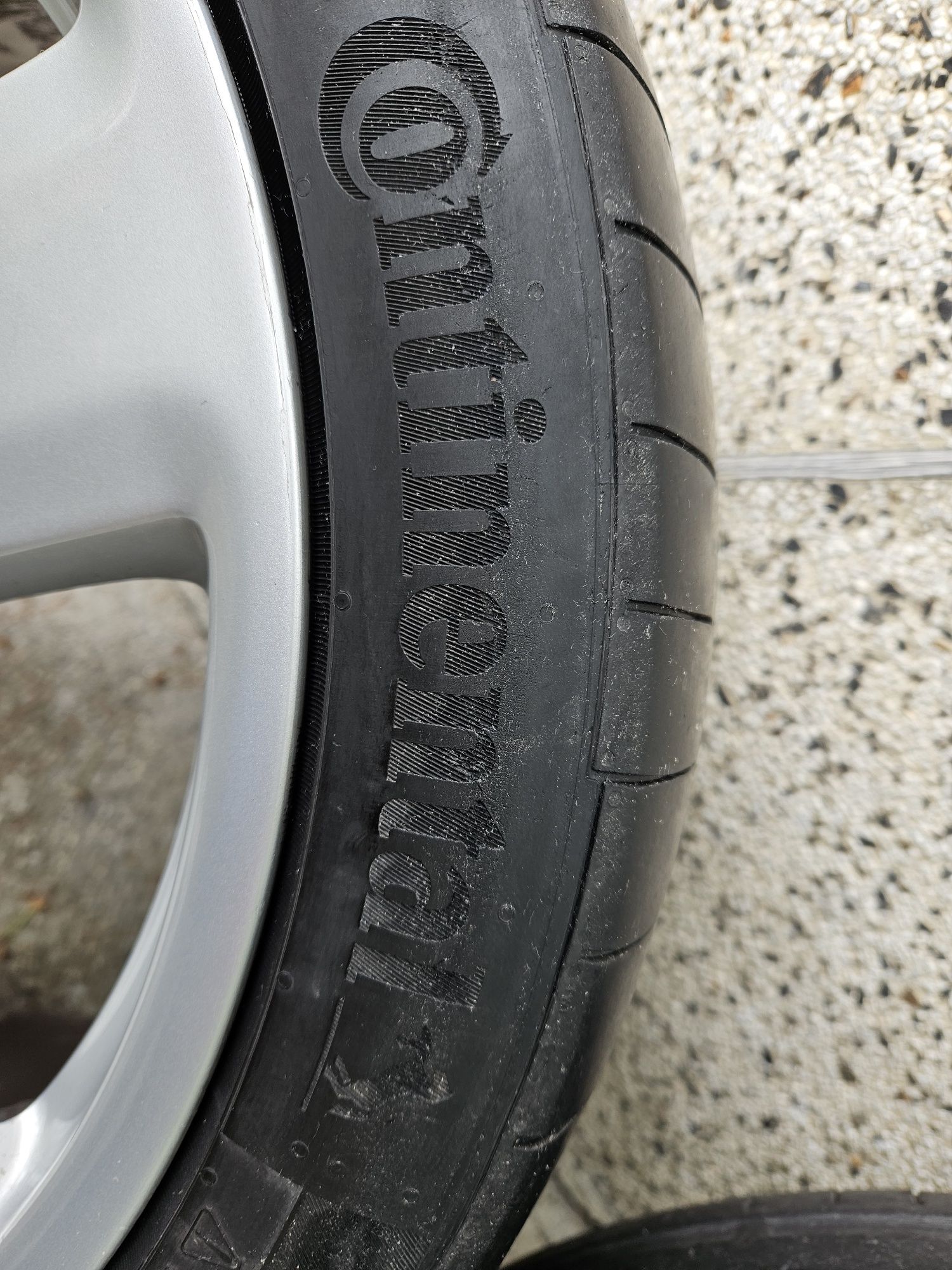 4бр. Летни гуми 235 40 18 Continental SportContact 6 DOT3819