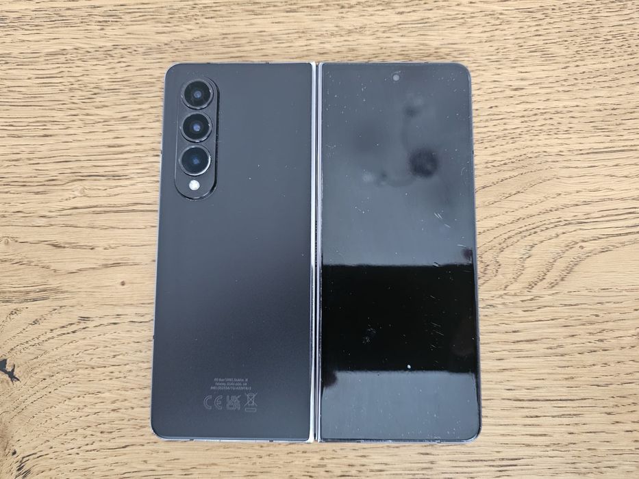 Samsung Z Fold 4