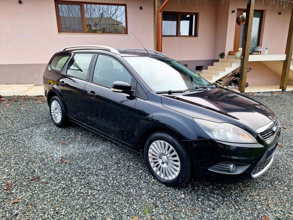 Ford Focus  Titanium Facelift/2010/Climatronic/Senzori Parcare