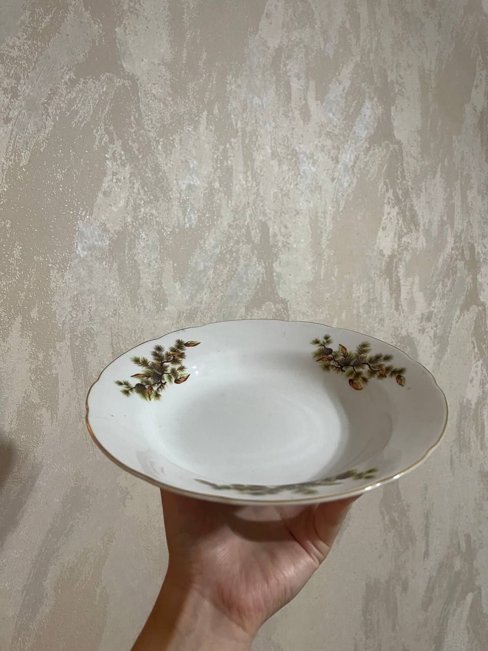Тарелки, разные, новые,