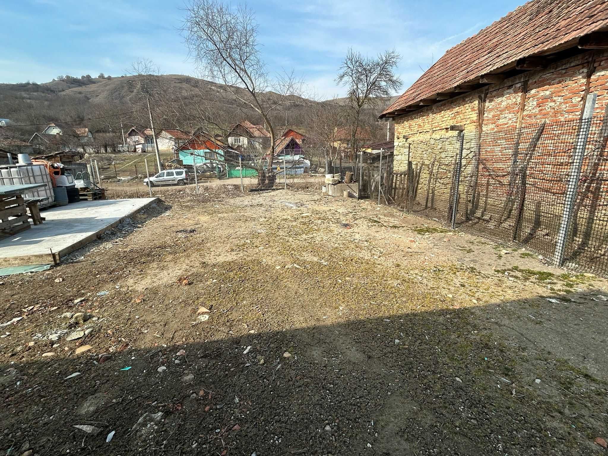 Casa renovata de vanzare