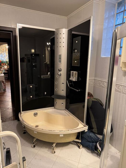 Vand cabina dus in stare buna