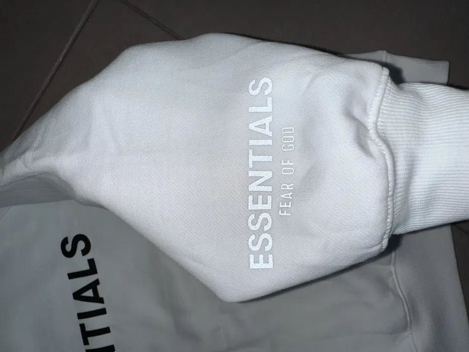 Hanorac Essentials nou Alb size M