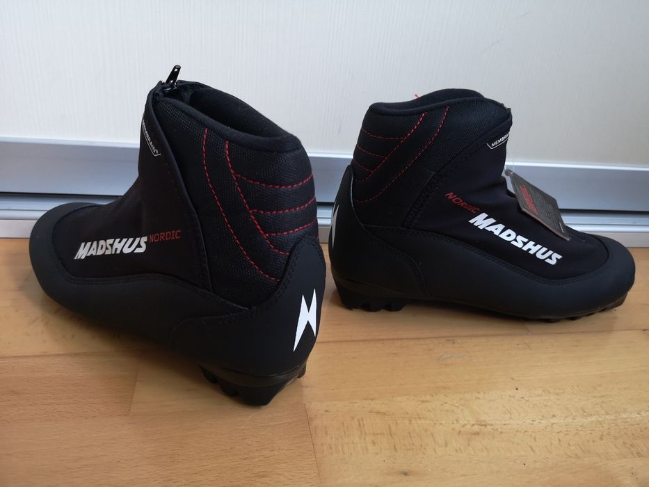 Clapari noi ghete ski fond tura Madshus Nordic crosscountry schi NNN