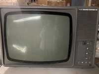 Стар телевизор