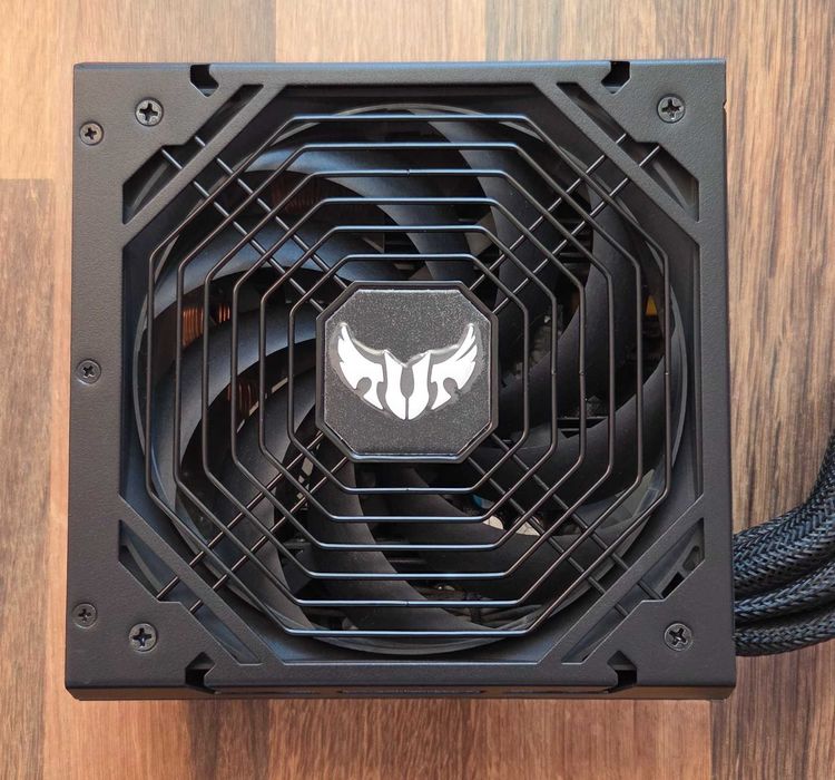 Захранване: ASUS TUF Gaming 750W - 80 Plus Bronze