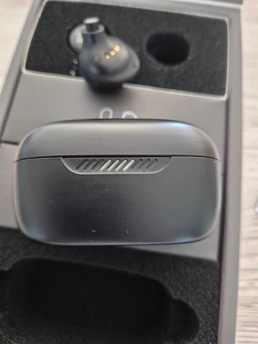 Слушалки JBL Live Free NC+ TWS ANC