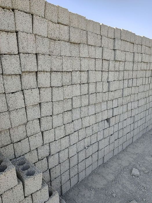 Shlakablok sotamiz dastavka qilamiz