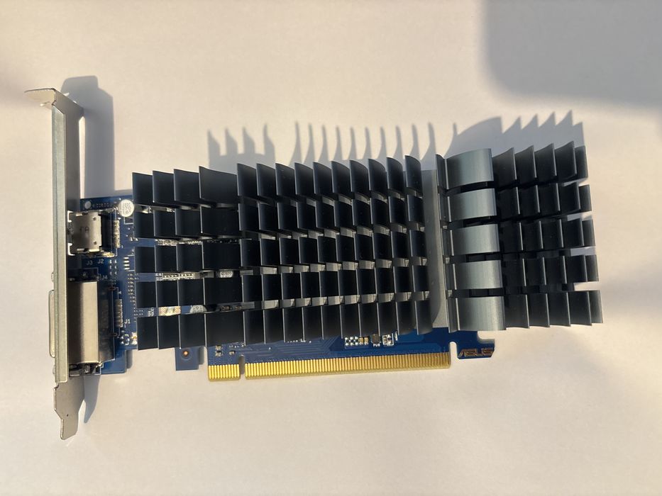 Placa video Asus geForce GT1030 2gb ddr5