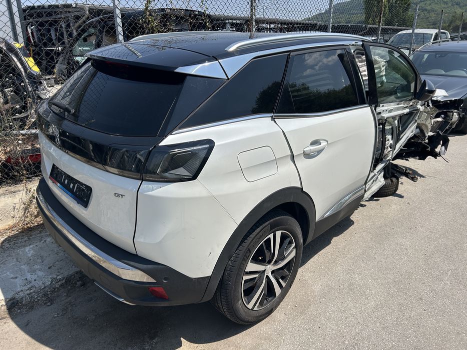 Peugeot 3008 1.5HDI 2022г За части!!!