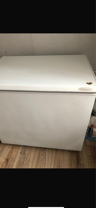 Продам морозильник