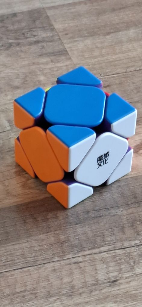 Skewb-рубик кубче