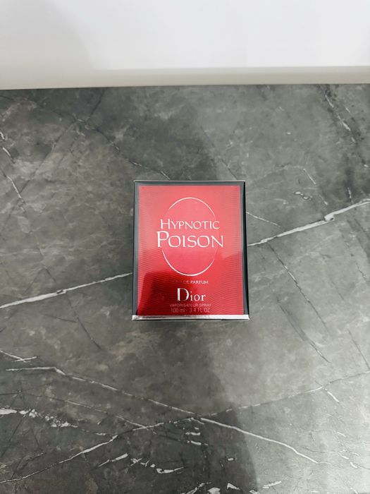 Apa de parfum Dior Hypnotic Poison