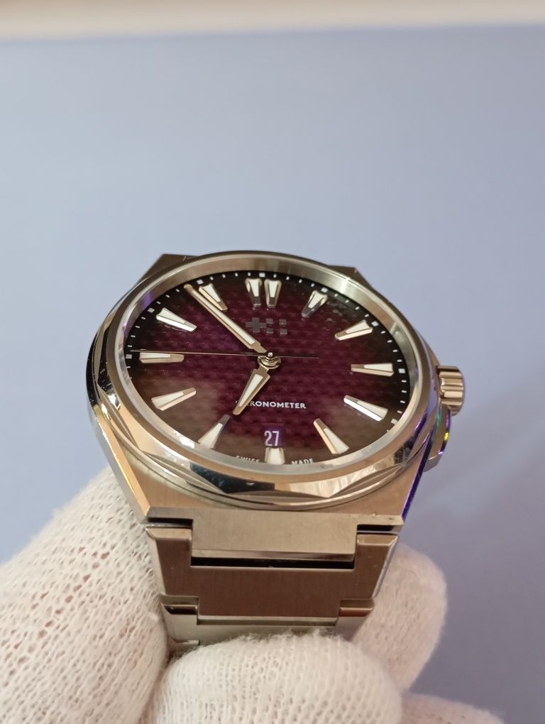 Christopher Ward 40mm Titanium
