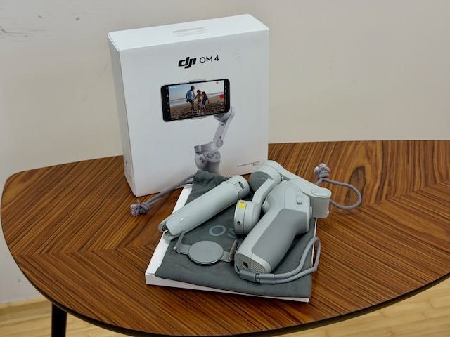 DJI OM 4 Gimbal Smartphone Stabilizer