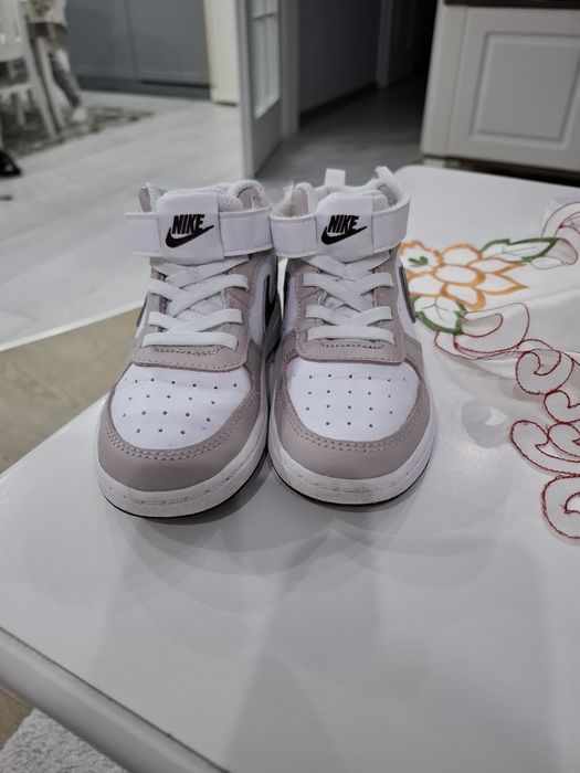 Nike Court Borough Mid 2 за деца