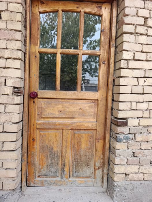 эшик ром сотилади