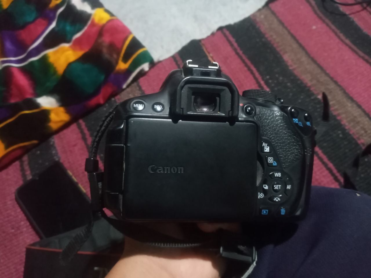 Canon 700D vidyo foto