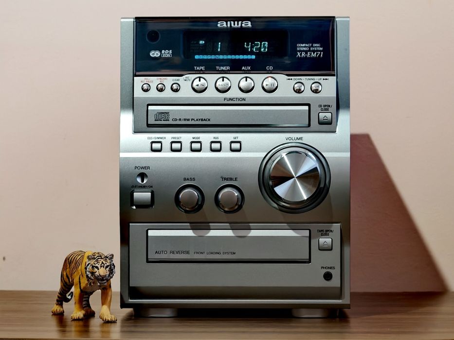 Aiwa XR-EM71. Sistem audio bijuterie. Impecabil. Preț fix !