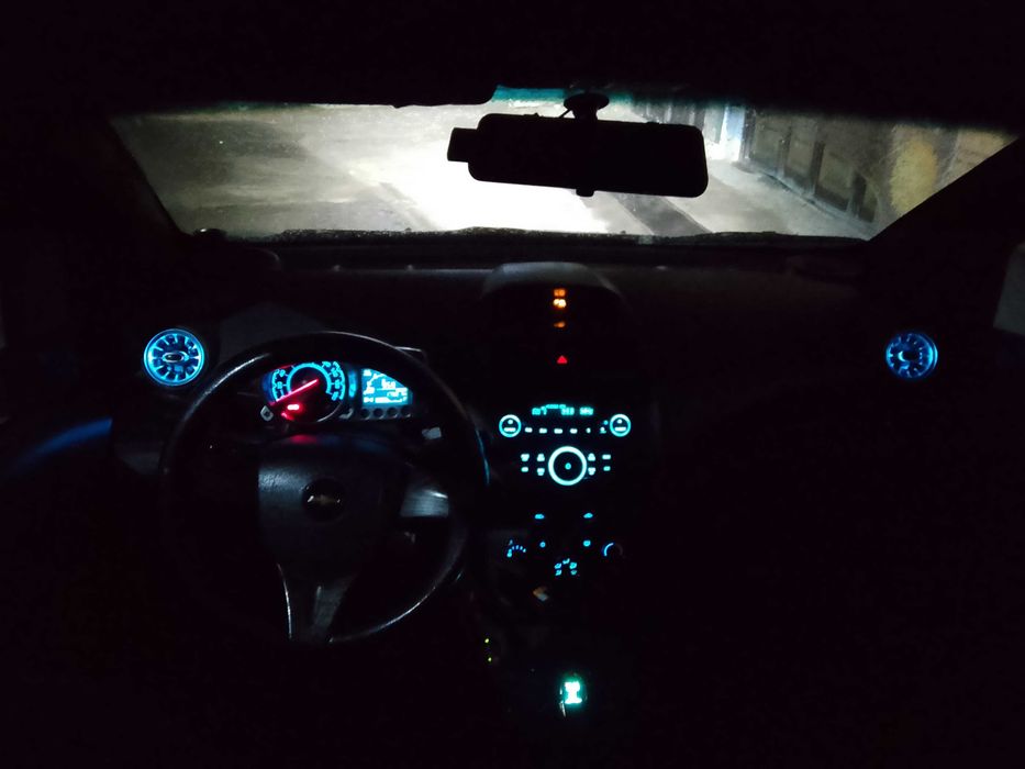 Спарк 2 позиция сотилади