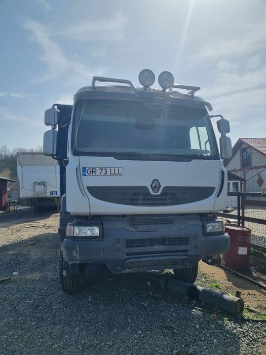 Vand Renault Kerax 440 dxi bascula 8x4 motor și cutie Volvo