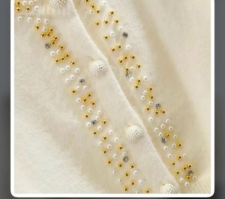 Cardigan cu perle și cristale crem superb