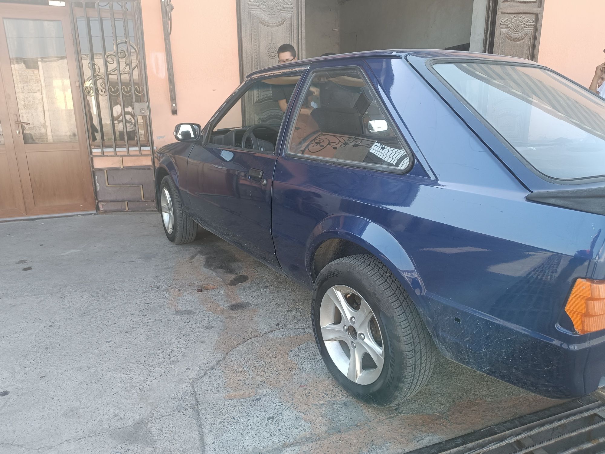 Ford Escord 700i