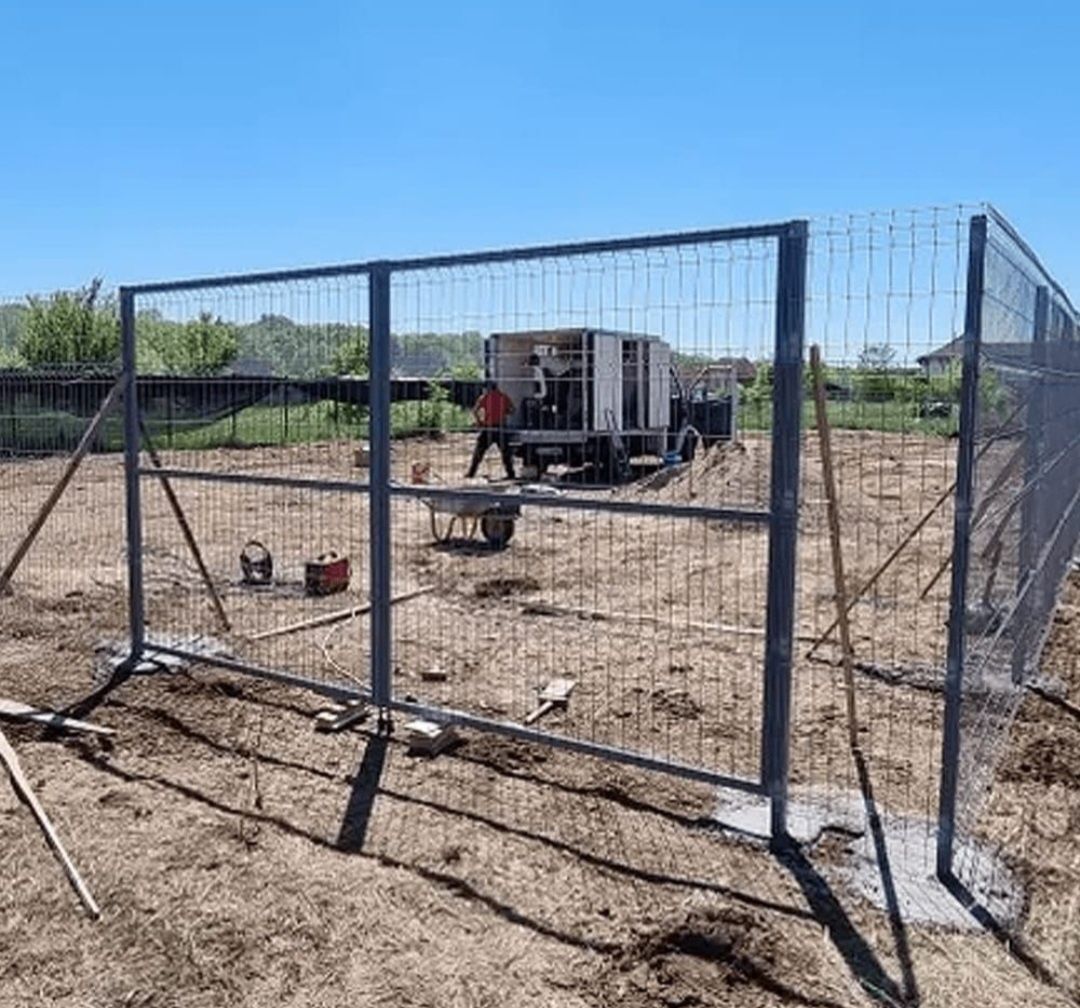 Garduri si porti detalii în privat