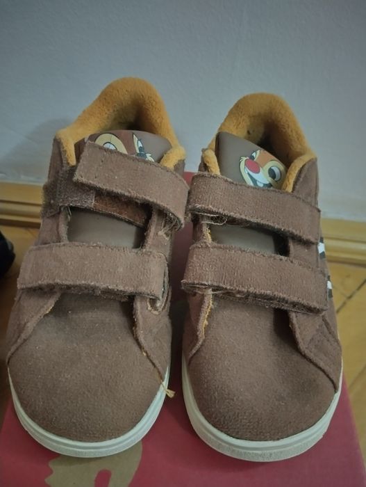 Tenesi Adidas mărime 27