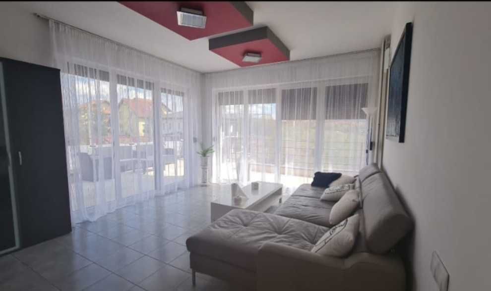Apartament 2 cam 60+60 mp terasa (penthouse) Europa/Zorilor