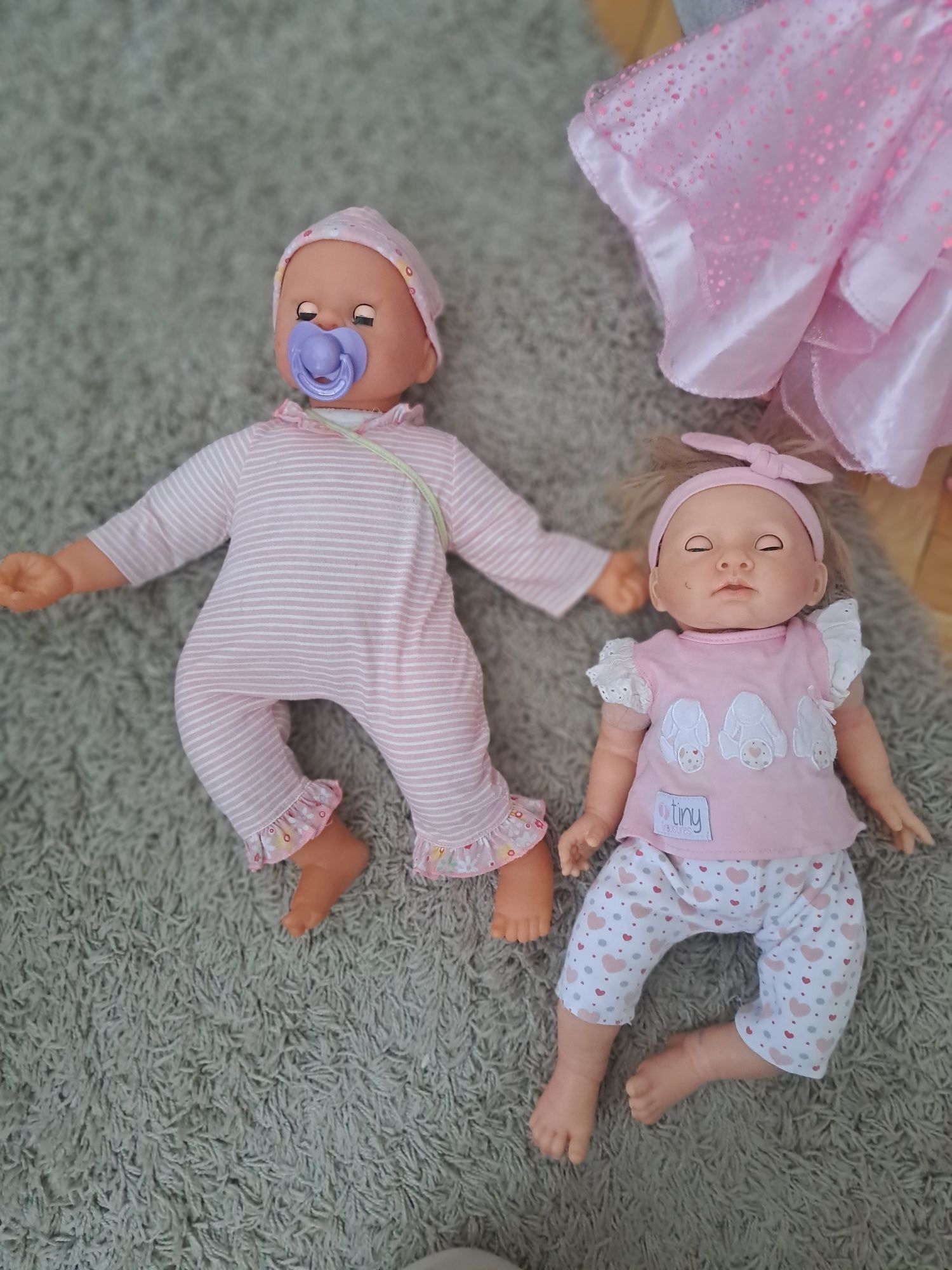 Две кукли бебета