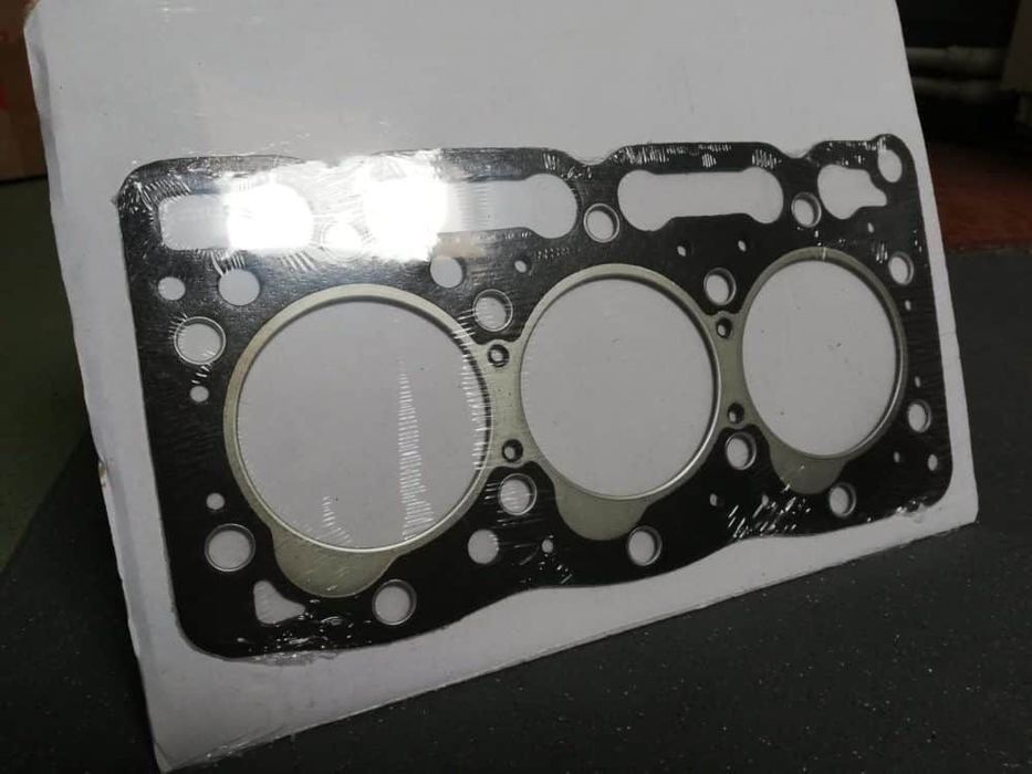 garnitura de chiuloasa pentru kubota d905