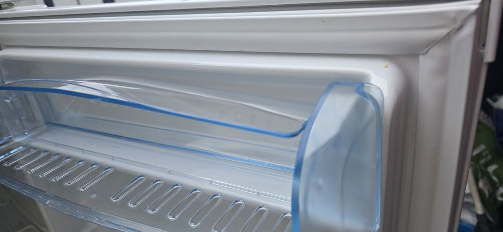 Frigider BEKO 150l NOU