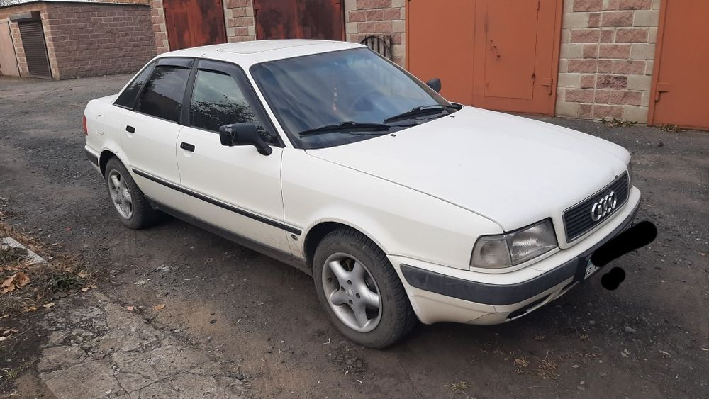 Продам надежную ауди Б4