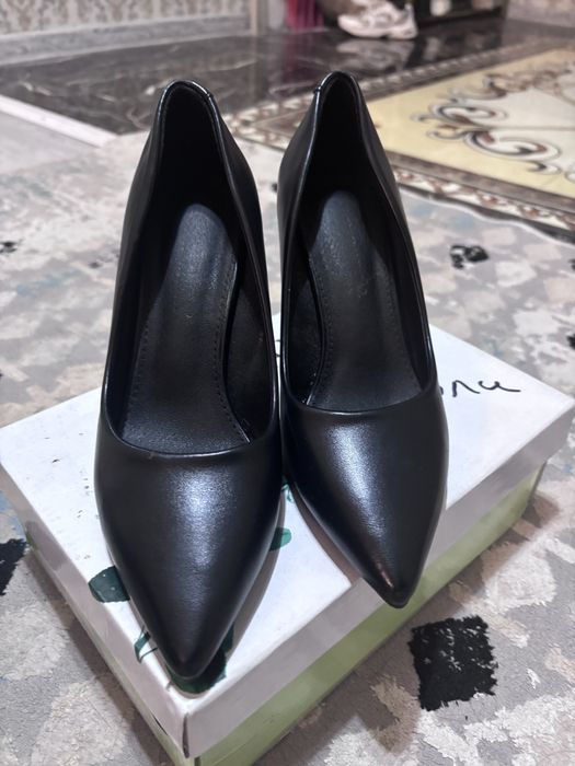 Срочно продам туфли