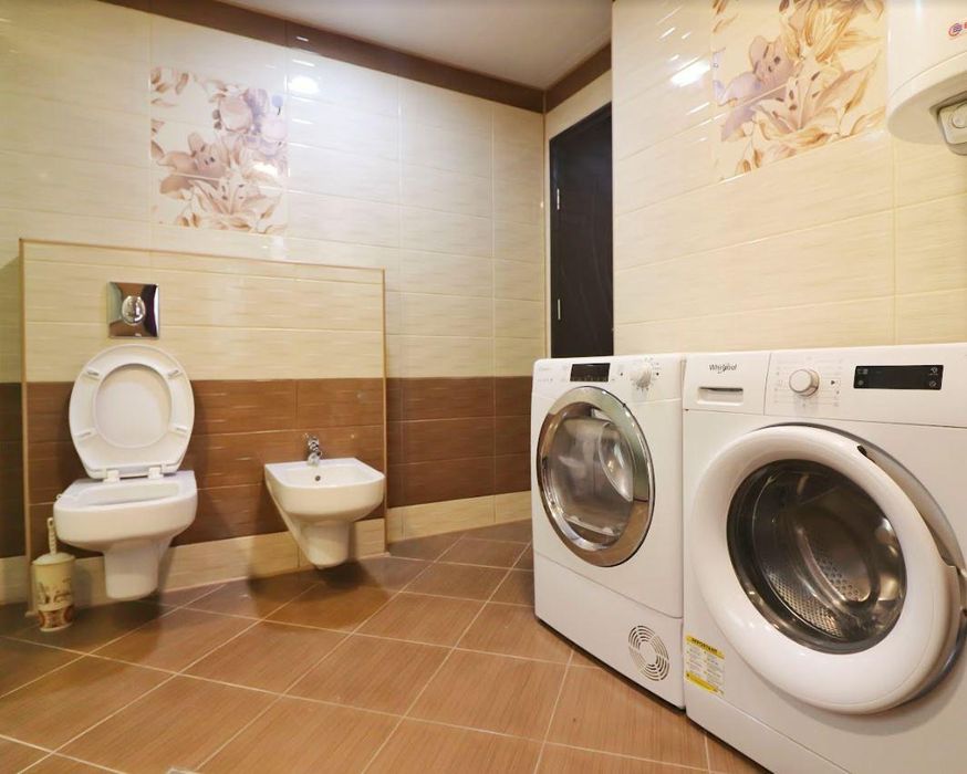 Дава се под наем Тристаен апартамент в Варна, Автогара - 90 кв.м за 700 € - Снимка #8