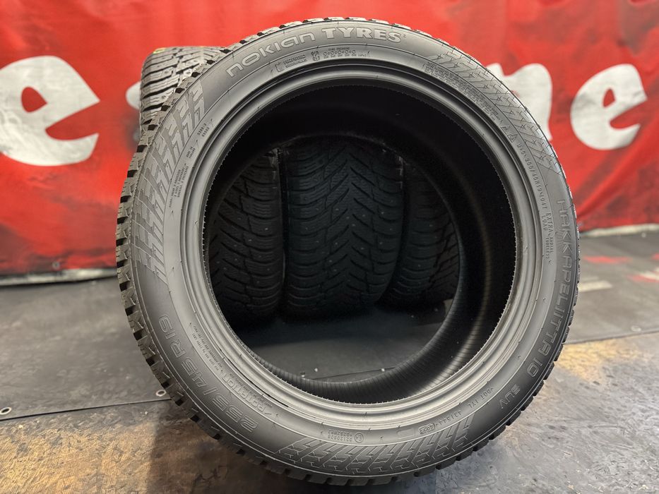 255 45 19, Зимни гуми, Nokian HakkaPeliitta10SUV, 4 броя