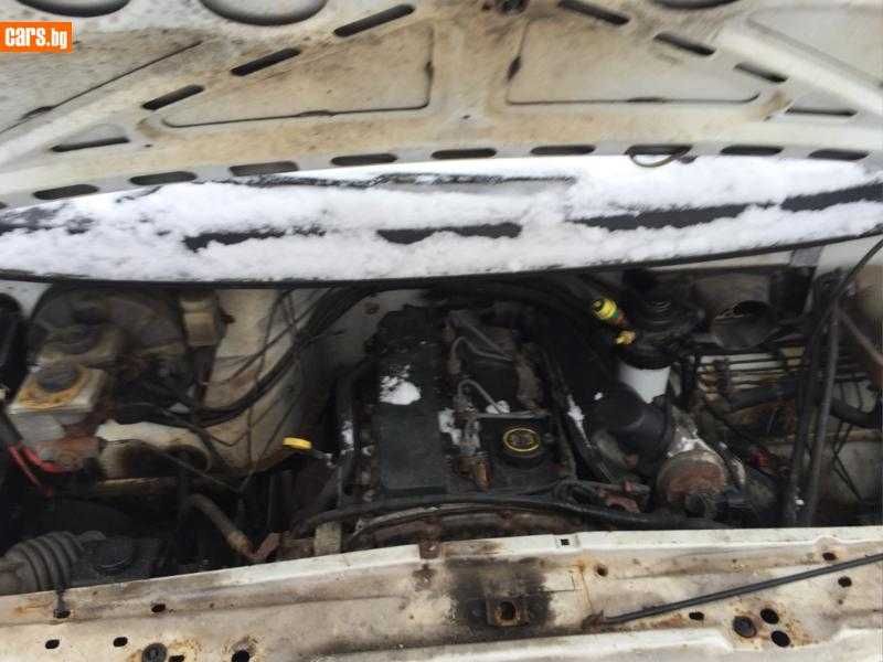 LDV 2.4 TDI / ЛДВ 2.4 ТДИ 2002 Година на части