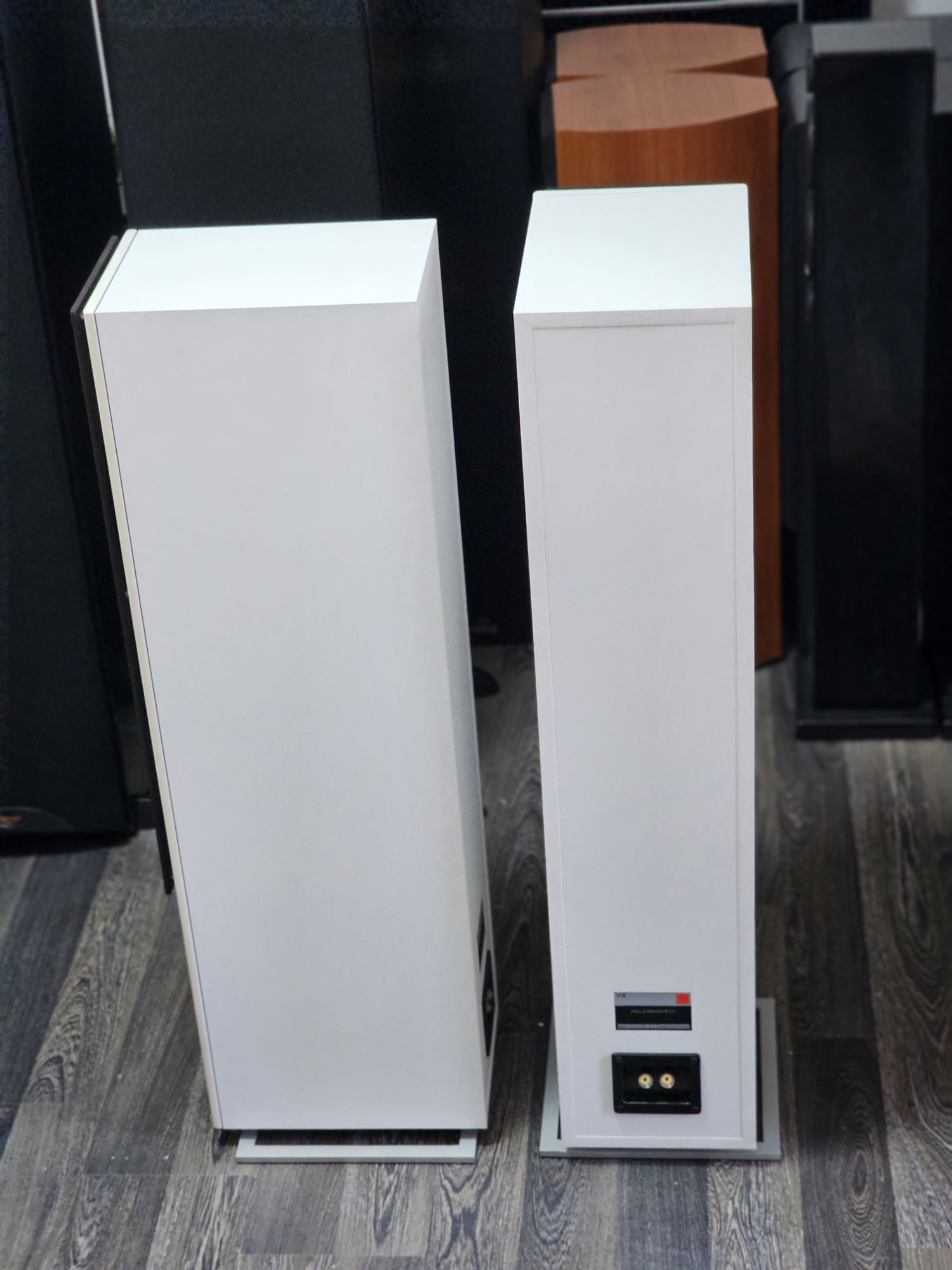 Boxe de podea Dali Zensor 7 White