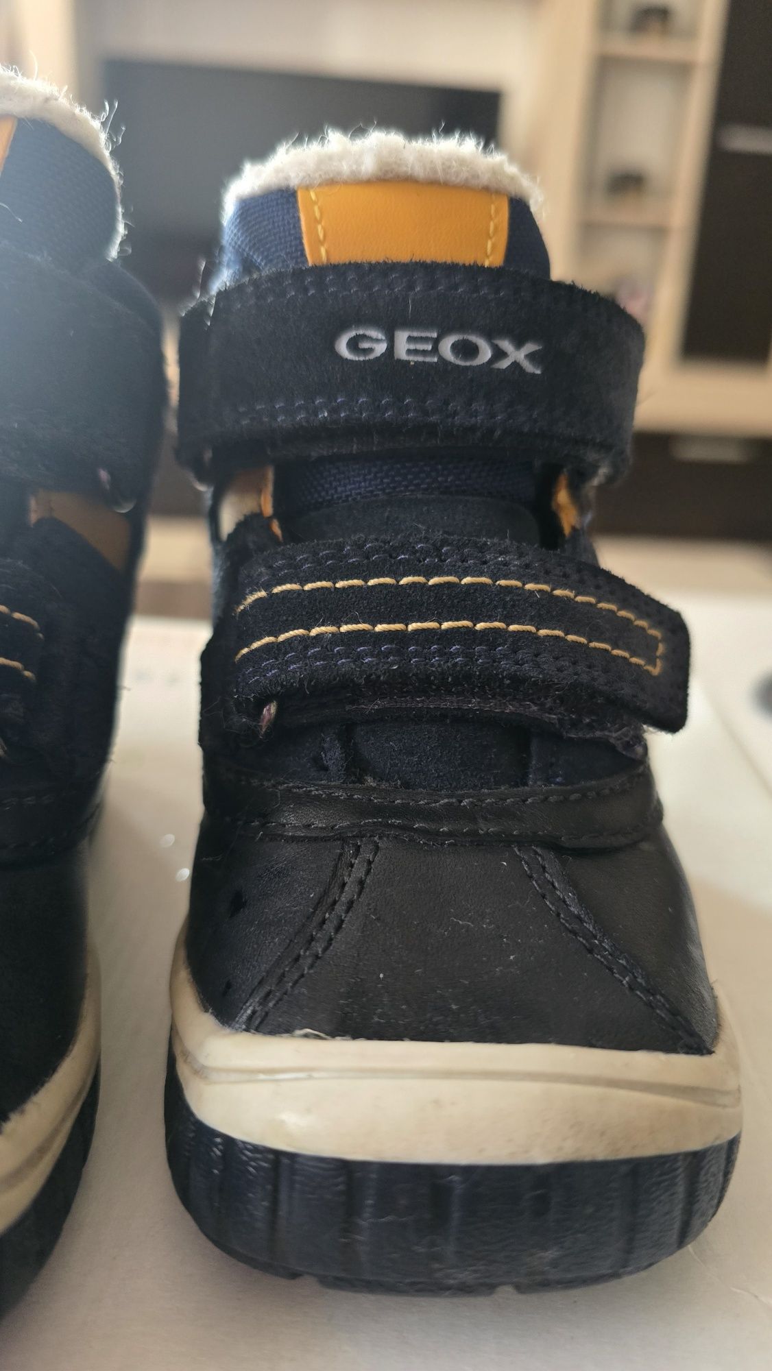 Детски зимни ботуши Geox 22 номер